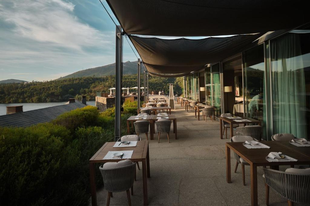 Image of Octant Douro