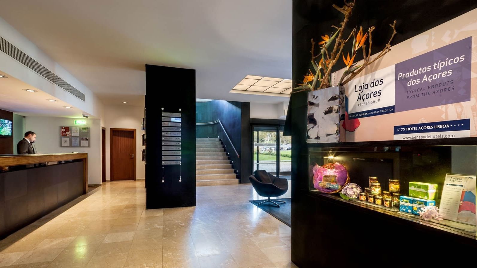 Image of Reception 2