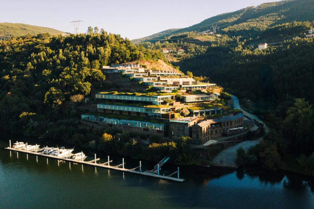 Image of Octant Douro