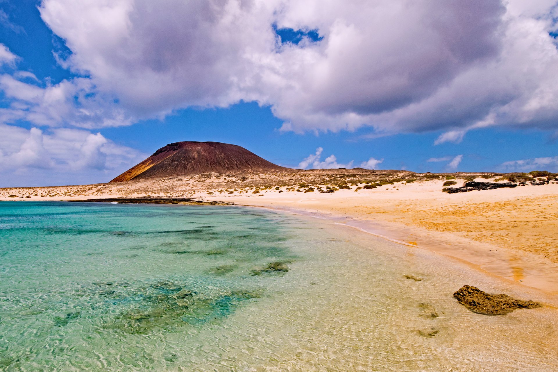 Image of Island Flight to Graciosa