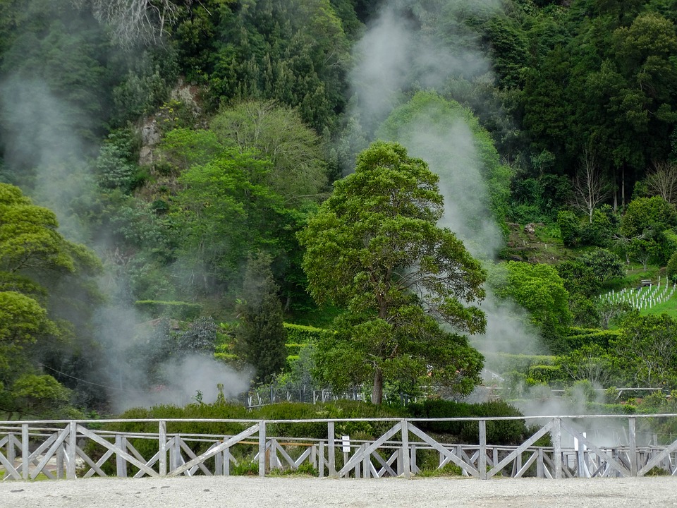 Image of Furnas Lake Villas 7 nights with car rental